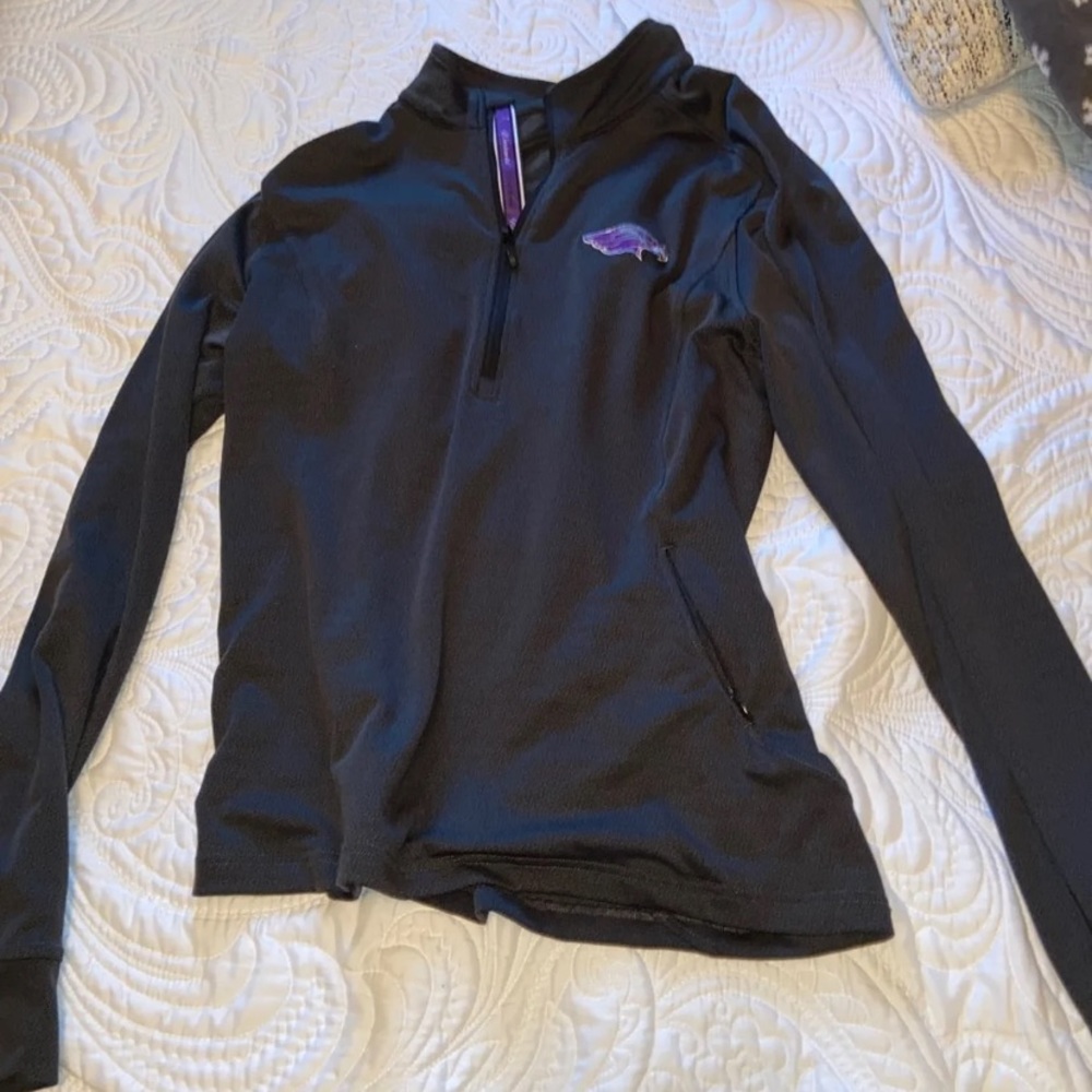 whitewater college pullover